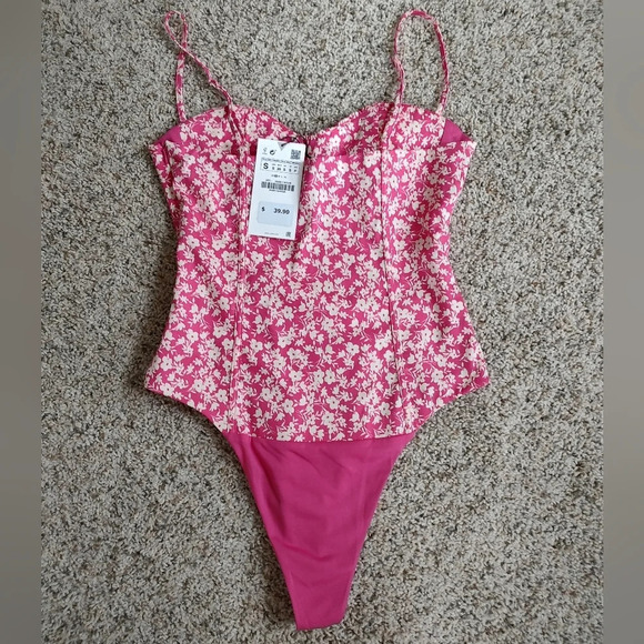 Zara floral corset style bodysuit. New. Small. - Picture 5 of 6